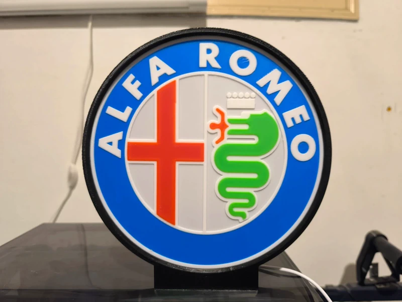 Alfa Romeo 4 cores — imagem 5